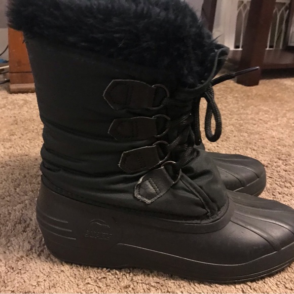 Women's  Sorel Black Winter Boots - Picture 5 of 9